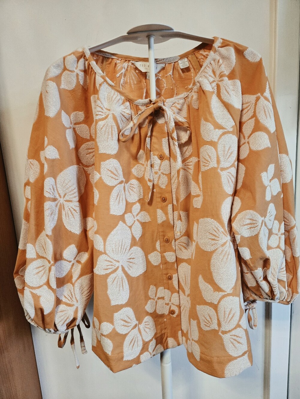 TED BAKER LONDON Madia Raglan Puff Sleeve Blouse Top Orange Peach Size 2